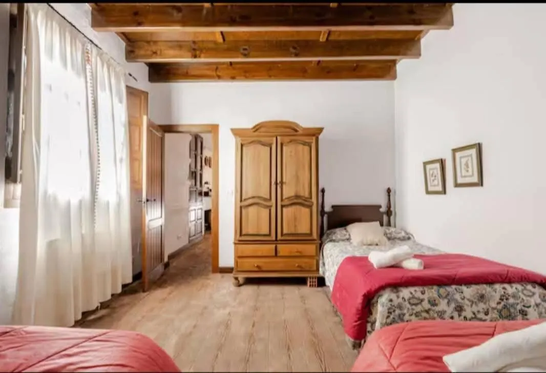Alojamiento El Cortijuelo Escoznar Spain