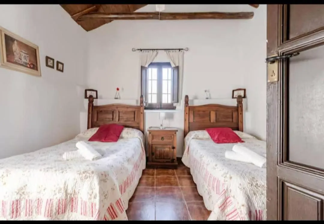 Alojamiento El Cortijuelo Escoznar Holiday home