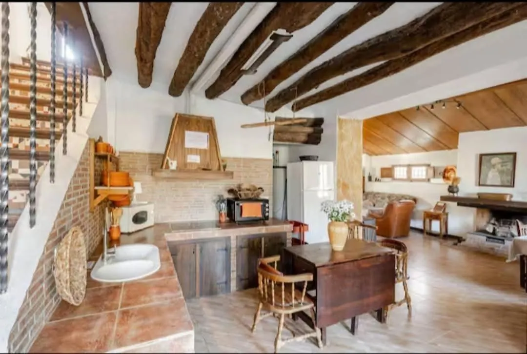 Alojamiento El Cortijuelo Escoznar Holiday home
